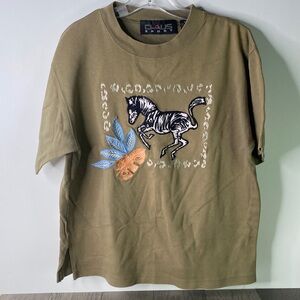 Claus Sport Olive Zebra Graphic Tee - Short Sleeve Women’s Size Medium- 1194